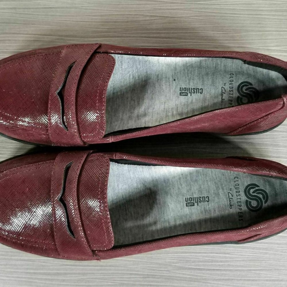 Clarks Ayla Form Ultra Cushioned Penny Loafer - Picture 8 of 11